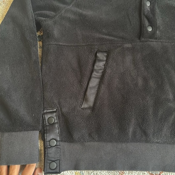 Athleta teddy fleece pullover black size xs - Picture 2 of 10